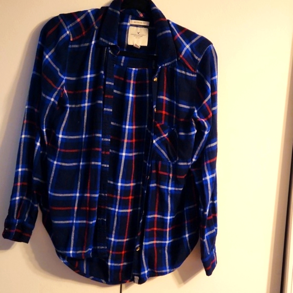 American Eagle plaid boyfriend fit size medium flannel